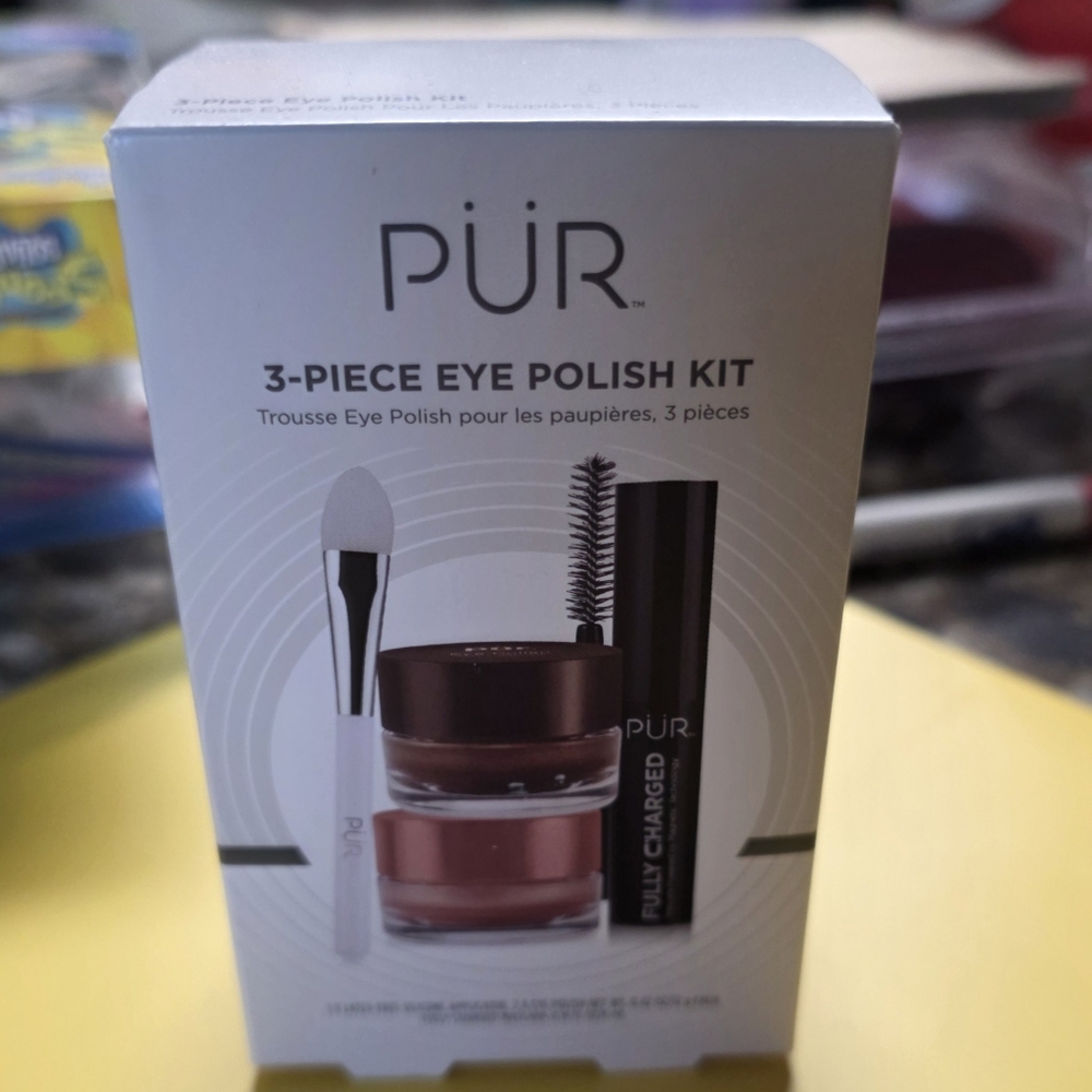 PUR Eye Polish Set with Brush and Mascara